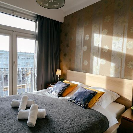 Plac Konstytucji 6 Orange - Apartament Dla 4 Osob - Bezplatny Parking - Free Parking - Piekny Widok Na Panorame Warszawy 바르샤바 외부 사진